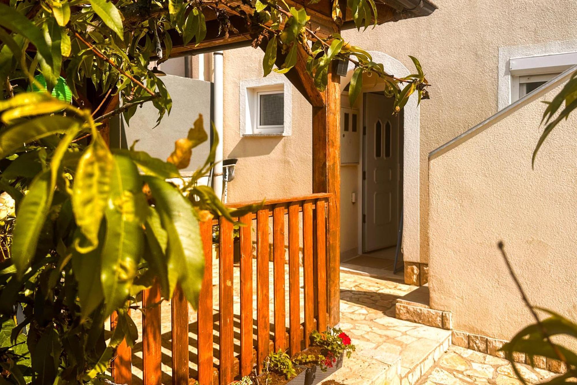 Apartmani Trupeljak Mandre Extérieur photo